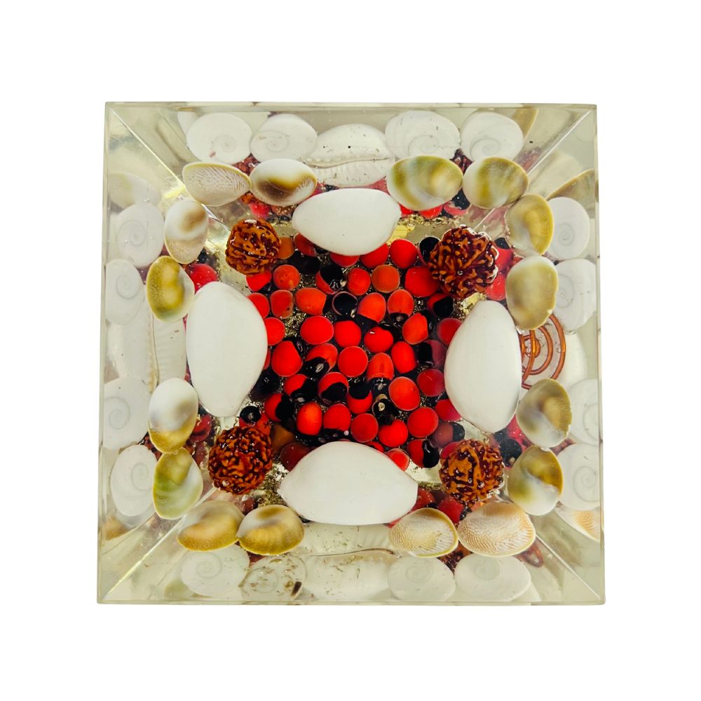 Crystal Laxmi Pyramid with Shree Meru Yantra, Rudraksha, Gomati Chakra & White Kauri – Vastu Good Luck, Wealth & Prosperity